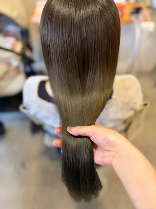 ロング カラー momoka 女性限定のヘアスタイル