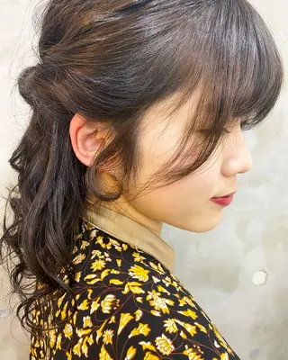 セミロング カラー ヘアアレンジ 志賀 あずみのヘアスタイル
