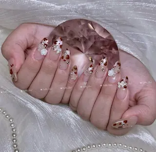 ミディアム YUME NailBeautyのネイルデザイン