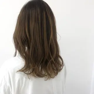 セミロング 堀越 エリのヘアスタイル