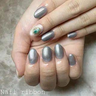 ネイル ネイルリボン 受付スタッフのネイルデザイン