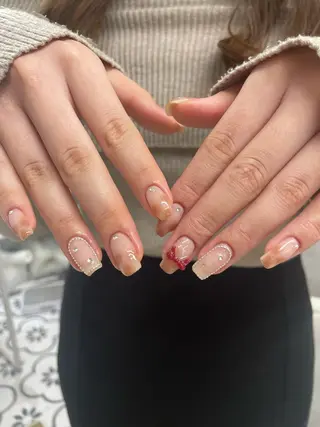 ネイル koyu 🩶のネイルデザイン