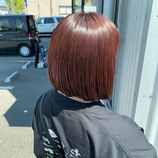 カラー newi TATSUのヘアスタイル