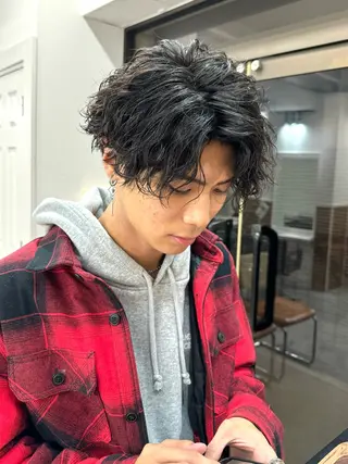 パーマ メンズ シャドウパーマ/ 波巻パーマYu-Kiのヘアスタイル