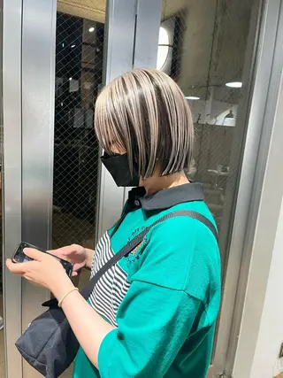 ミディアム カラー ミルクティーベージュ ブリーチ 店長 清水のヘアスタイル