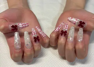 ネイル アステリ所属・猪俣 亜子のネイルデザイン