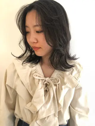 カラー ブリーチカラー🎀 韓国風/寺門美優のヘアスタイル