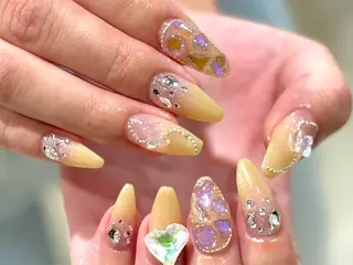 ネイル エムスラッシュセンター南sol所属・kano🫧 指名No.1💫のネイルデザイン