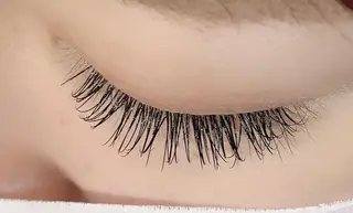 マツエク・マツパ Eyelash Salon 4Uのマツエク・マツパデザイン