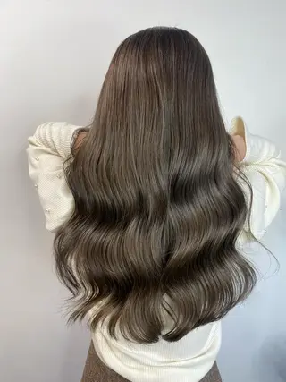 ロング カラー パーマ ヘアアレンジ メンズ キッズ ネイル マツエク・マツパ アイブロウ 韓国風×透明感カラー 髪質改善オタベシンヤのヘアスタイル