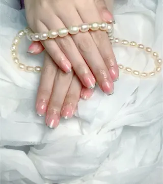 ネイル pink ladyサロン所属・べ にのネイルデザイン