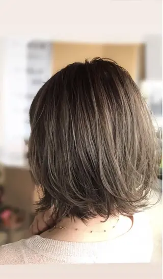 ショート カラー hair works raptureのヘアスタイル