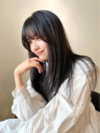 ロング カラー パーマ 🫧小顔×似合わせ× 透明感カラー🫧のヘアスタイル