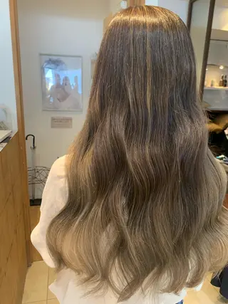 ロング 庄司 沙羅のヘアスタイル