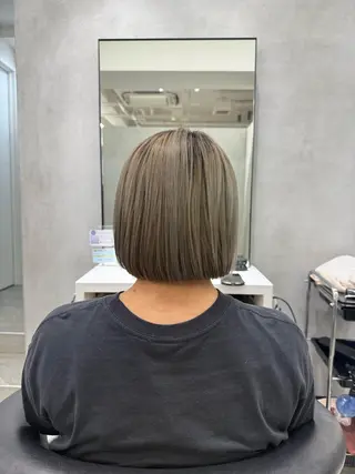 ショート NILLU所属・林 真依のヘアスタイル