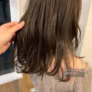 セミロング カラー ノグチ ナツコのヘアスタイル