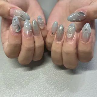 ネイル Ray. ちゅるん系ニュアンスのネイルデザイン