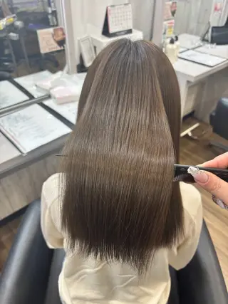 ロング カラー Nexus所属・艶髪ハイトーン特化 / moe 🦋のヘアスタイル