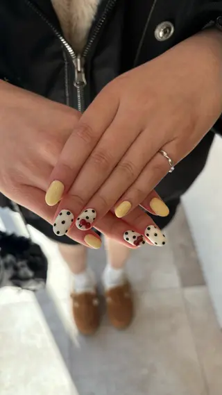 ネイル しおん⭐︎立川 sofaネイリストのネイルデザイン