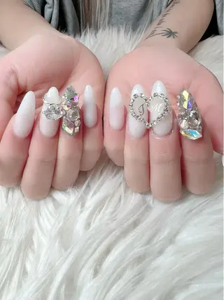 ネイル シェヌネイル JURAのネイルデザイン