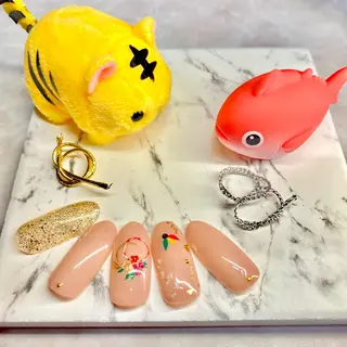 ネイル Nail salon MEGUMIのネイルデザイン