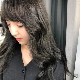 ロング カラー ORIKA 美容室のヘアスタイル