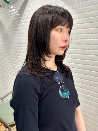 セミロング APPiiS所属・APPiiS 柳田 葵のヘアスタイル