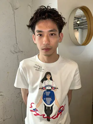ショート パーマ メンズ Loom.所属・村上雅人 ナチュラルモードのヘアスタイル