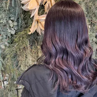 カラー niconail 千歳烏山店所属・niconail 🧣ayu 📍烏山のネイルデザイン