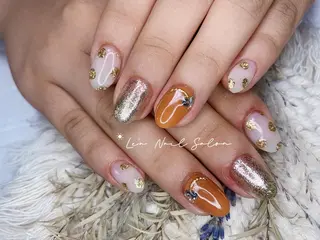 ショート カラー ネイル Lea NAILsalon所属・Le’a NailSalonのネイルデザイン