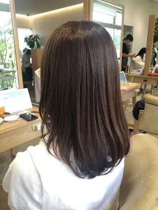 ミディアム adorable 樋口円のヘアスタイル