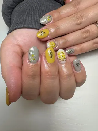 ネイル 鈴木 沙羅のネイルデザイン