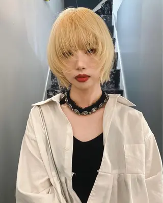 ショート 🫧艶ハイトーン ブリーチ🫧シモのヘアスタイル