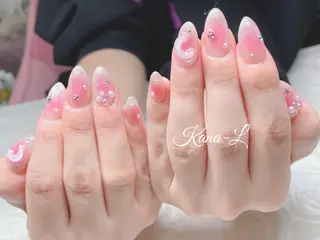 ネイル 芦辺 香奈のネイルデザイン