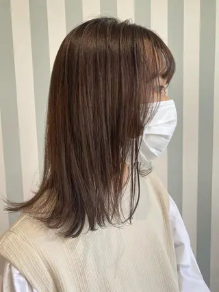 セミロング カラー ベージュ/インナー カラー🤍Rieのヘアスタイル