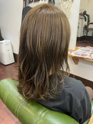 セミロング hairs Berry豊津所属・hairsBerry 豊津店のヘアスタイル