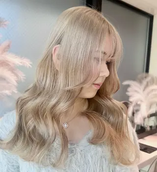 ロング カラー ヒビキ/モテ×愛され /ブリーチ/レイヤーのヘアスタイル