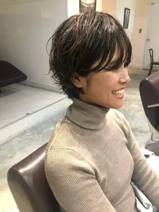 ショート カラー パーマ 佐藤 奈佳子 サトウ ナカコのヘアスタイル