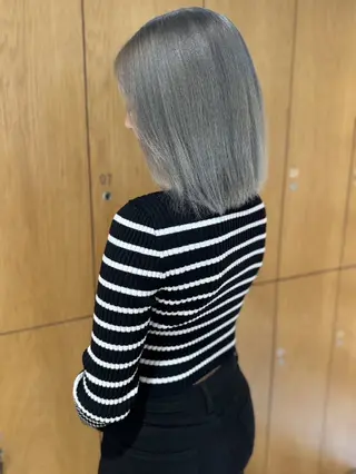 カラー 美容室Lee京橋店所属・Jrカラーリスト ゆみかのヘアスタイル