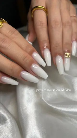 ネイル 𝐧𝐚𝐢𝐥 𝐌𝐢𝐖𝐢𝐢のネイルデザイン