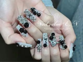 ネイル E.N🦋 長さ出し/持ち込みのネイルデザイン