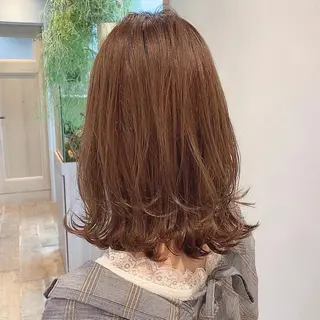 ミディアム カラー 顔骨格似合わせカット 乾陽菜のヘアスタイル