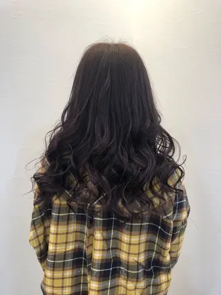 カラー Ruang所属・ツノガイ エリのヘアスタイル