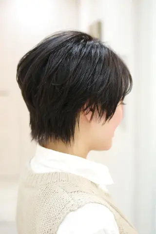 ショート カラー 斉藤 貴也のヘアスタイル