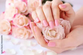 ネイル studio bello所属・studio belloの眉毛・アイブロウイメージ