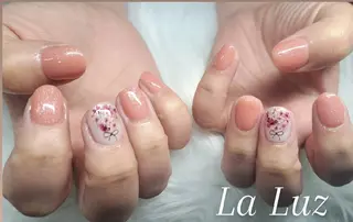 ネイル 小川 真里奈のネイルデザイン