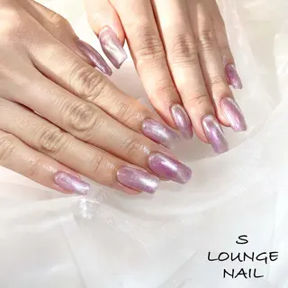 ネイル S LOUNGE NAIL所属・パーツたくさん🍓 SUMIのネイルデザイン