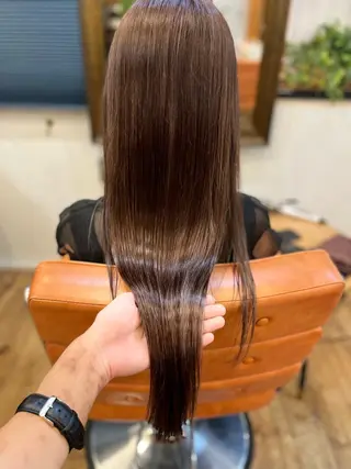 ロング ⚪️髪質改善 縮毛 店長 コウ⚪️のヘアスタイル