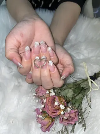 ネイル 🦋ネイルサロン ブラン🌈ゆりのネイルデザイン