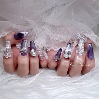 ネイル She   Nail所属・ISA_ BELLAのネイルデザイン